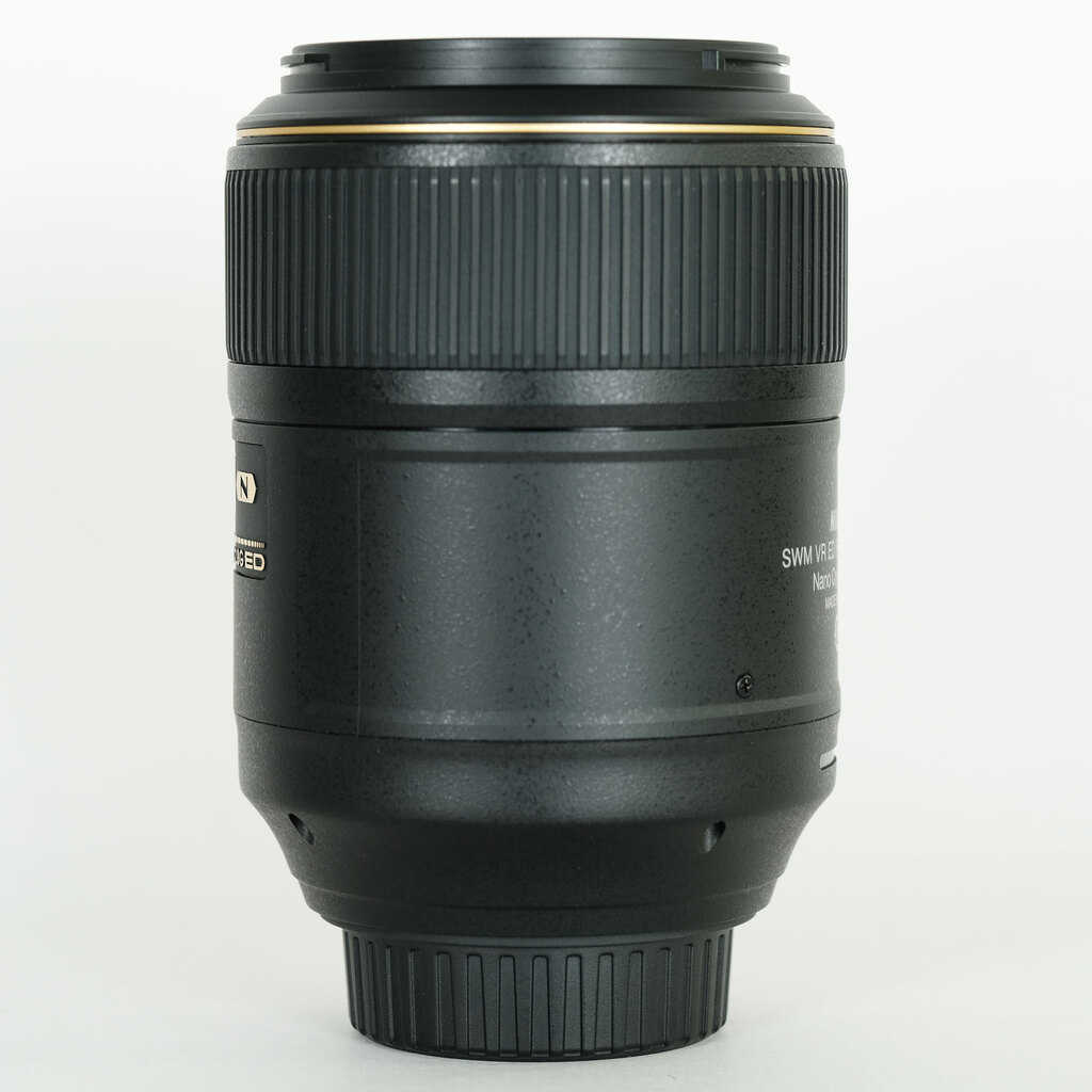 Nikon AF-S VR Micro-Nikkor 105mm f/2.8G IF-ED Nikon AF-S VR Micro-Nikkor 105mm f/2.8G IF-ED