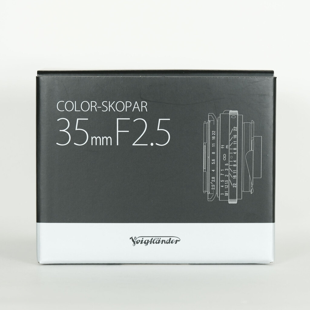 新品未開封　COLOR-SKOPAR 35mm F2.5 PII  vm VOIGTLANDER Color Skopar 35mm F2.5 PII VM Mount Lens Japan