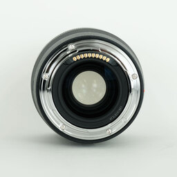 Panasonic LUMIX S 50mm F1.8 Panasonic LUMIX S 50mm F1.8