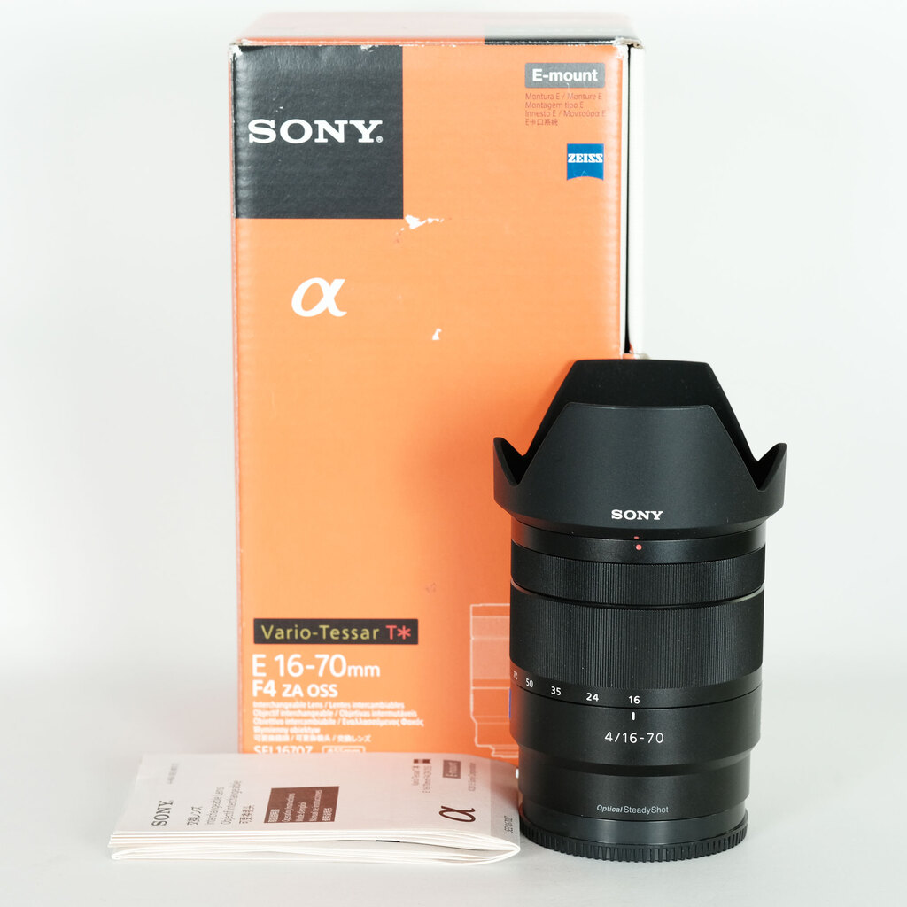 SONY Vario-Tessar T* E 16-70mm F4 ZA OSS SEL1670Z SONY Vario-Tessar T* E 16-70mm F4 ZA OSS SEL1670Z