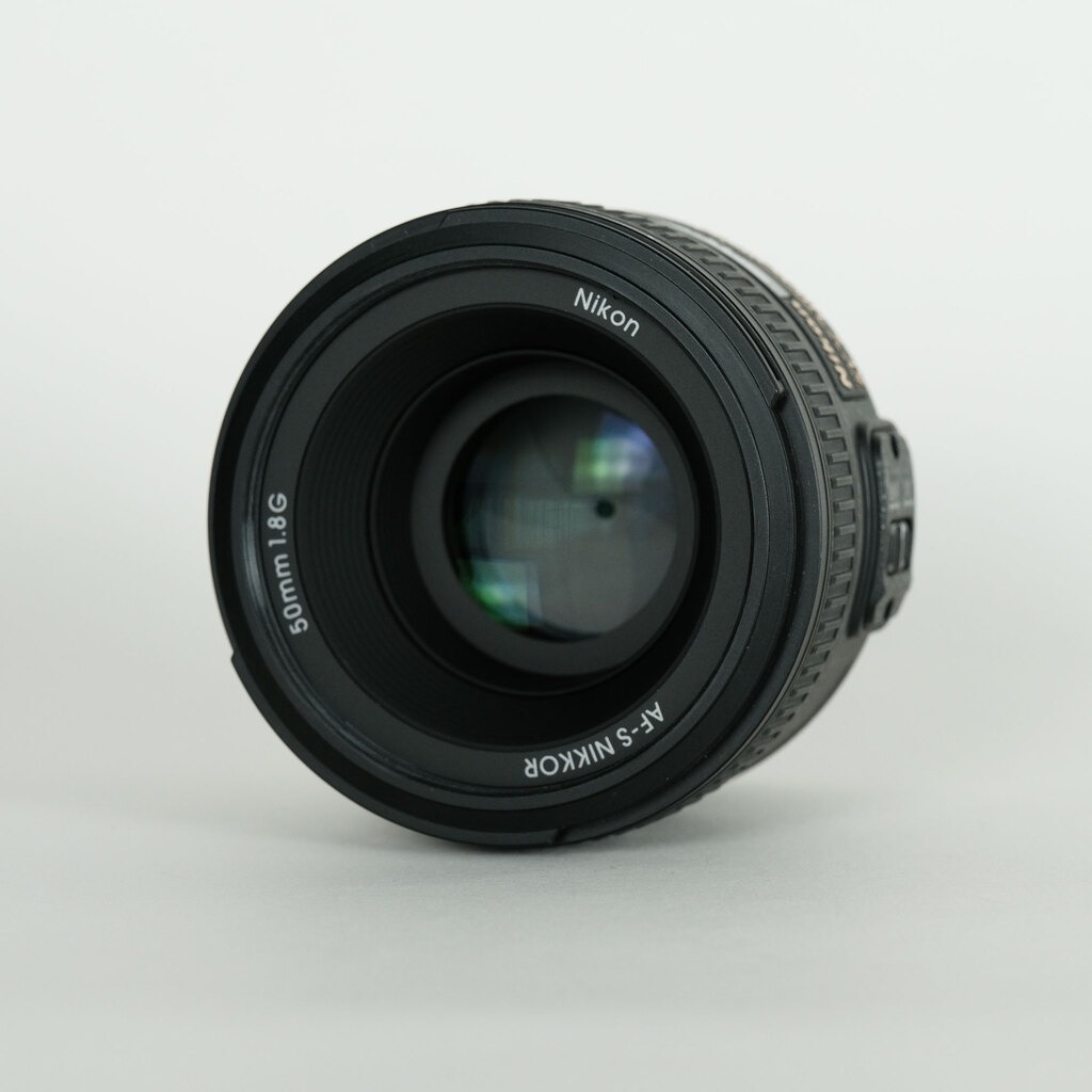 Nikon AF-S NIKKOR 50mm f/1.8G Nikon AF-S NIKKOR 50mm f/1.8G