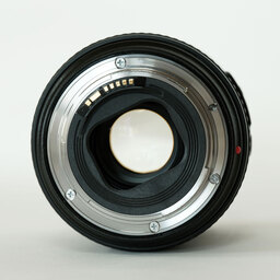 Canon EF24-105mm F4L IS II USM Canon EF24-105mm F4L IS II USM