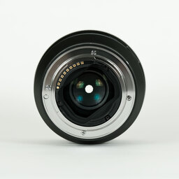 SONY FE 85mm F1.8 SEL85F18 SONY FE 85mm F1.8 SEL85F18