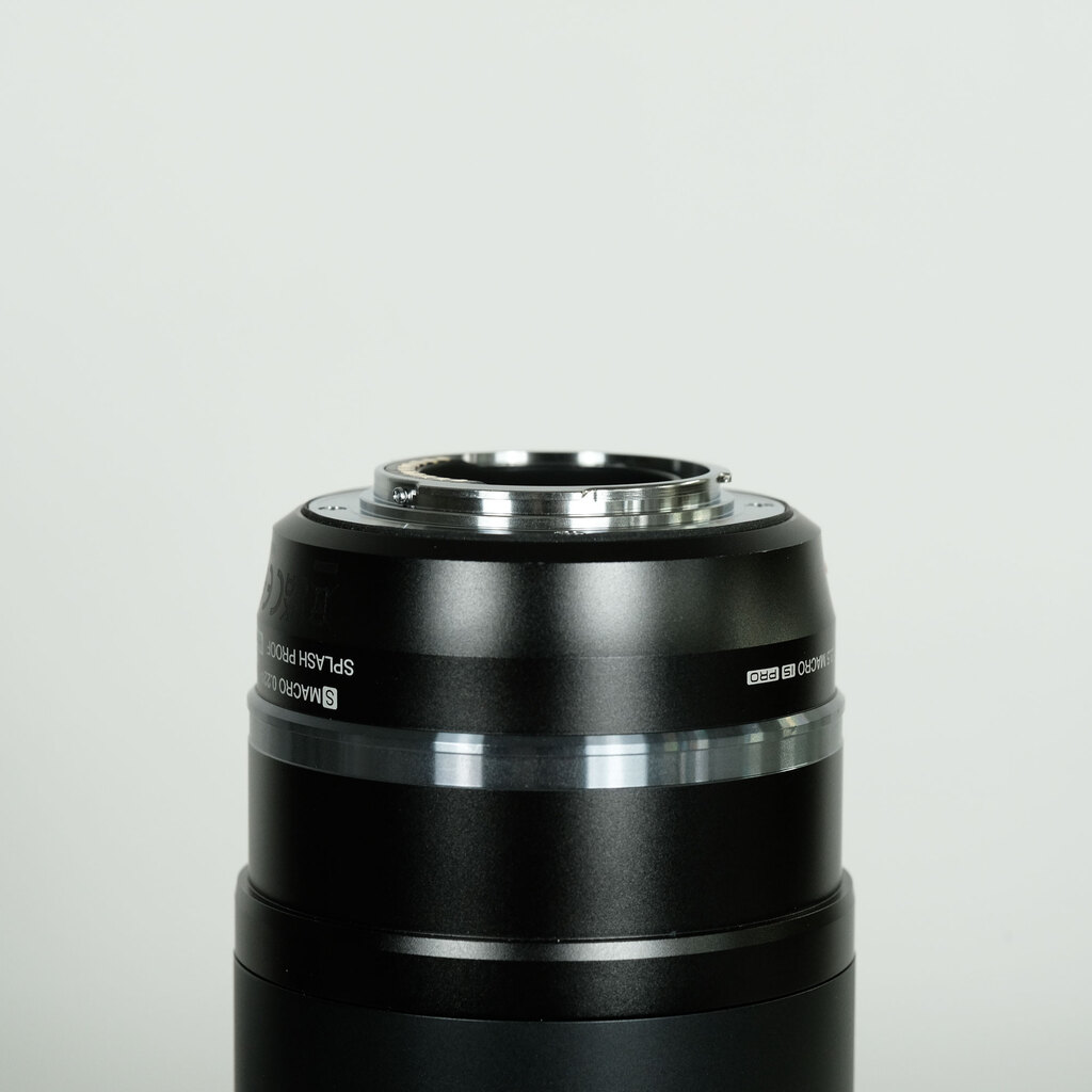 OM SYSTEM M.ZUIKO DIGITAL ED 90mm F3.5 Macro IS PRO OM SYSTEM M.ZUIKO DIGITAL ED 90mm F3.5 Macro IS PRO