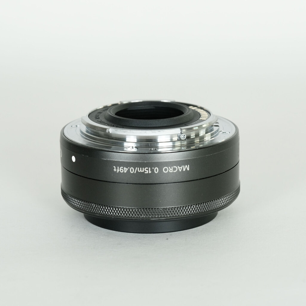 Canon EF-M22mm F2 STM