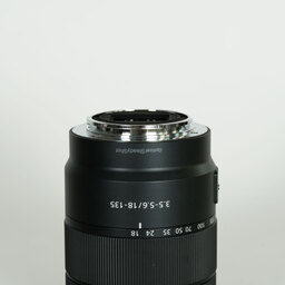SONY E 18-135mm F3.5-5.6 OSS SEL18135