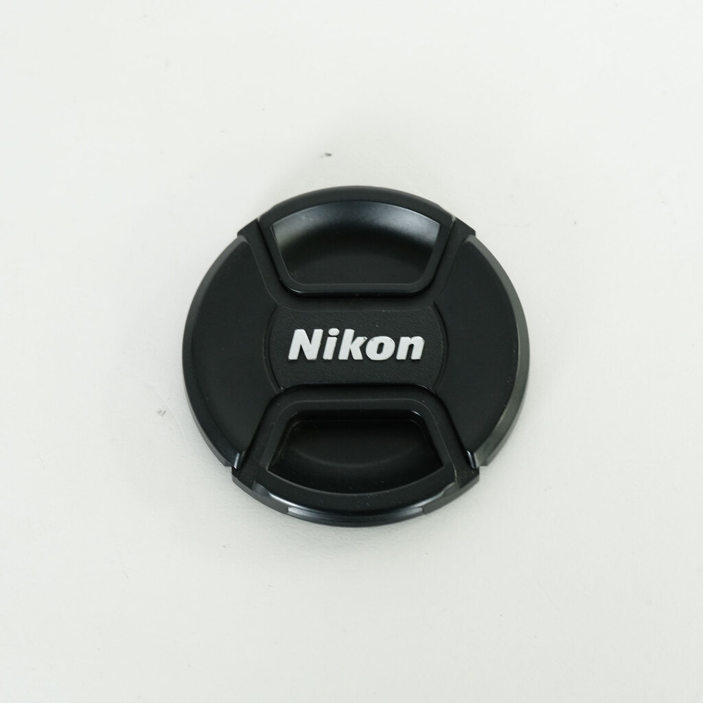 Nikon AF-S DX NIKKOR 18-200mm F3.5-5.6G ED VR II