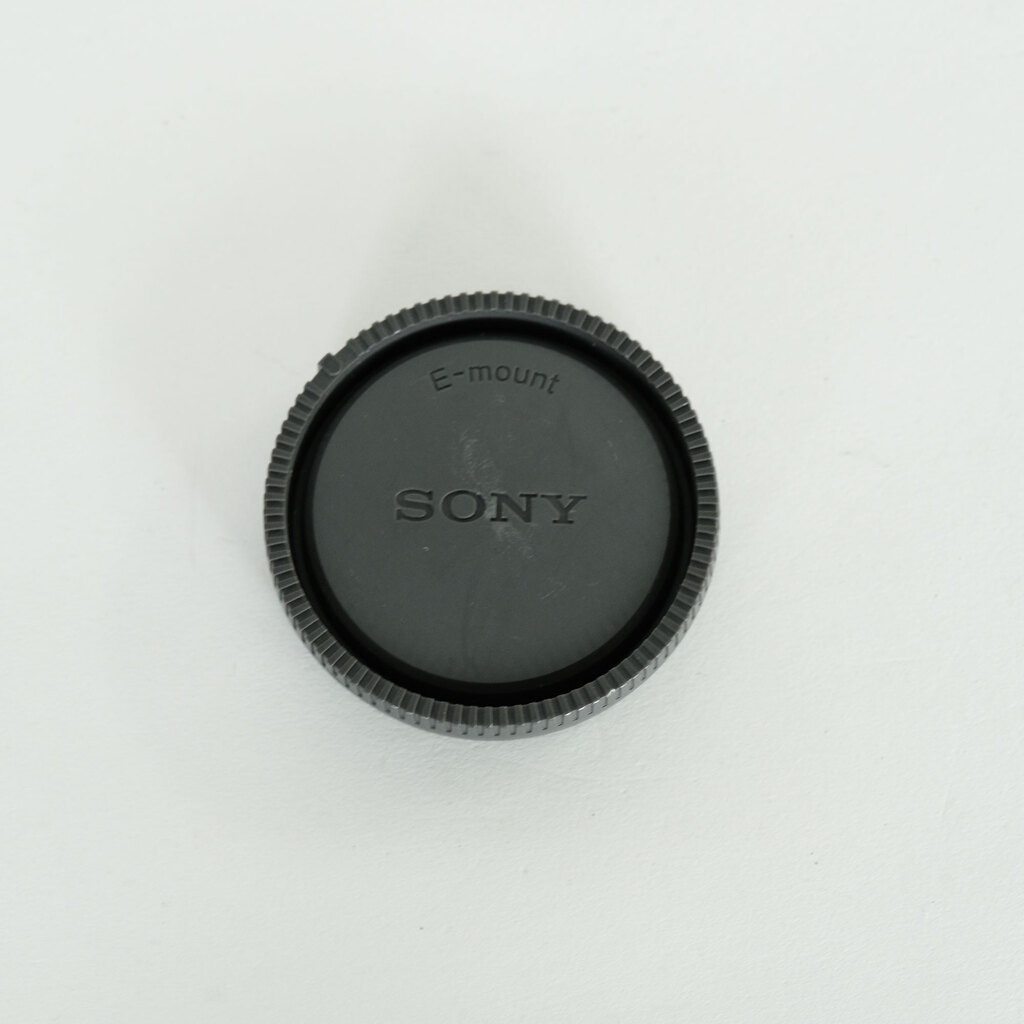 SONY E18-200mm F3.5-6.3 OSS SEL18200