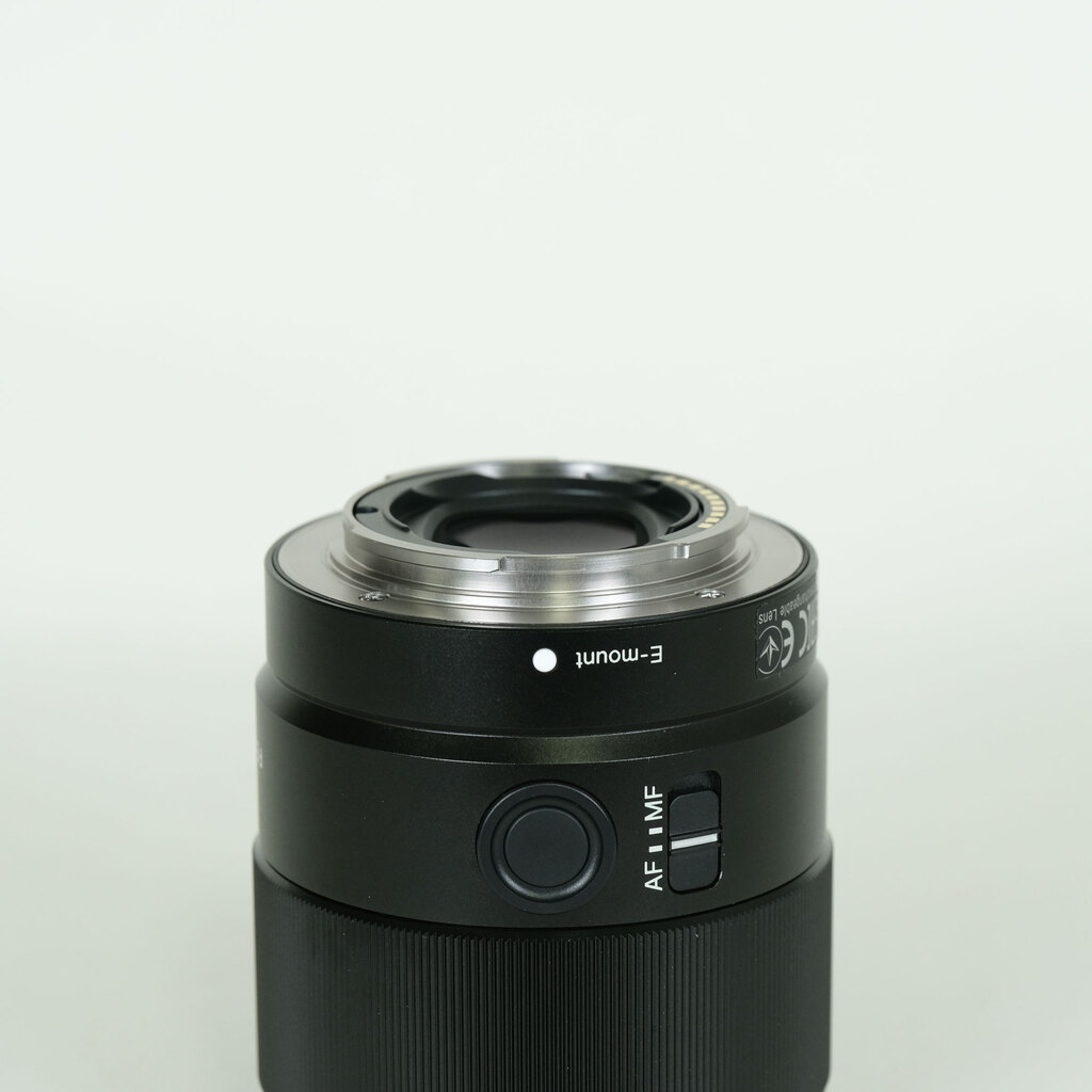 SONY FE 35mm F1.8 SEL35F18F