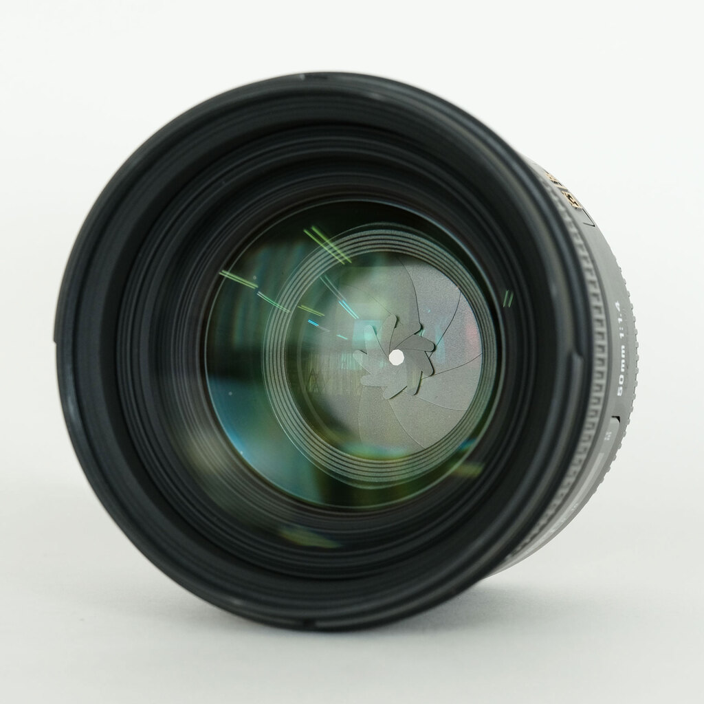 SIGMA 50mm F1.4 EX DG HSM (キヤノンEF用)の出品 | ONE SCENE