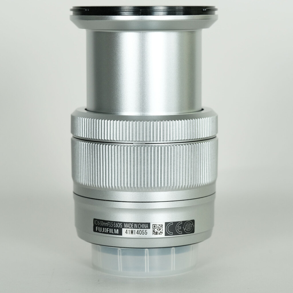 FUJIFILM フジノン XC16-50mm F3.5-5.6 OIS シルバーの出品