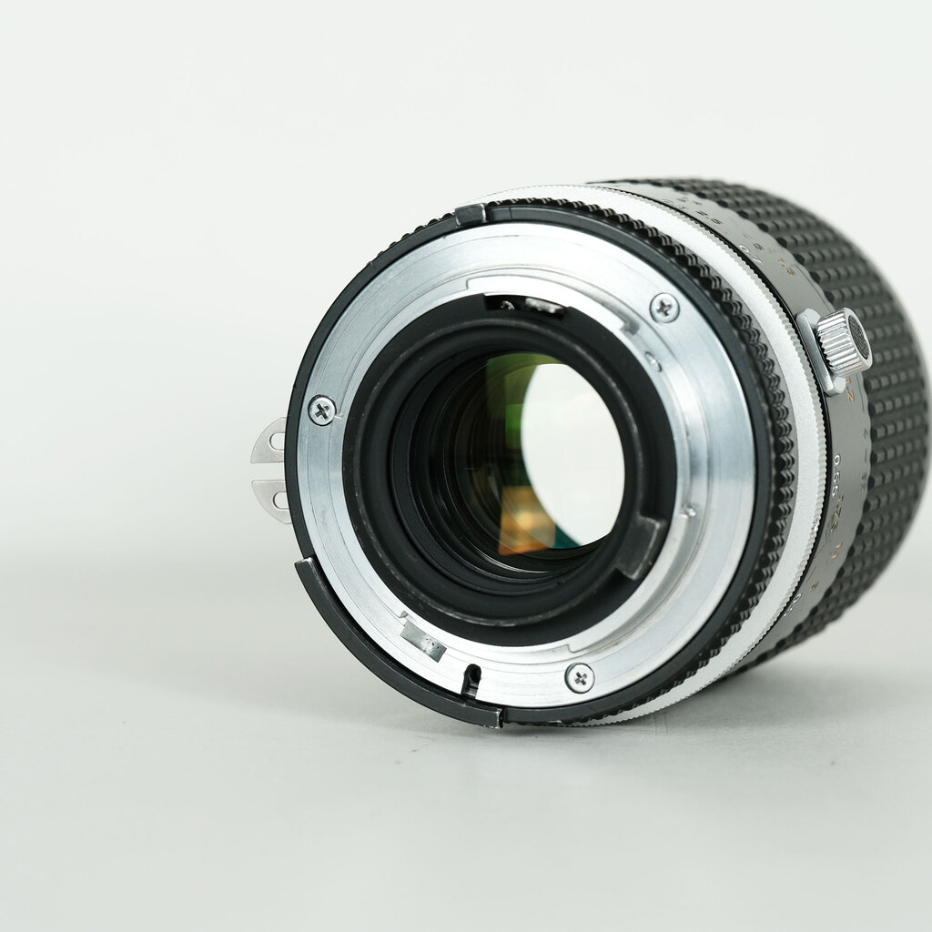 Nikon Ai Micro-Nikkor 105mm F2.8S