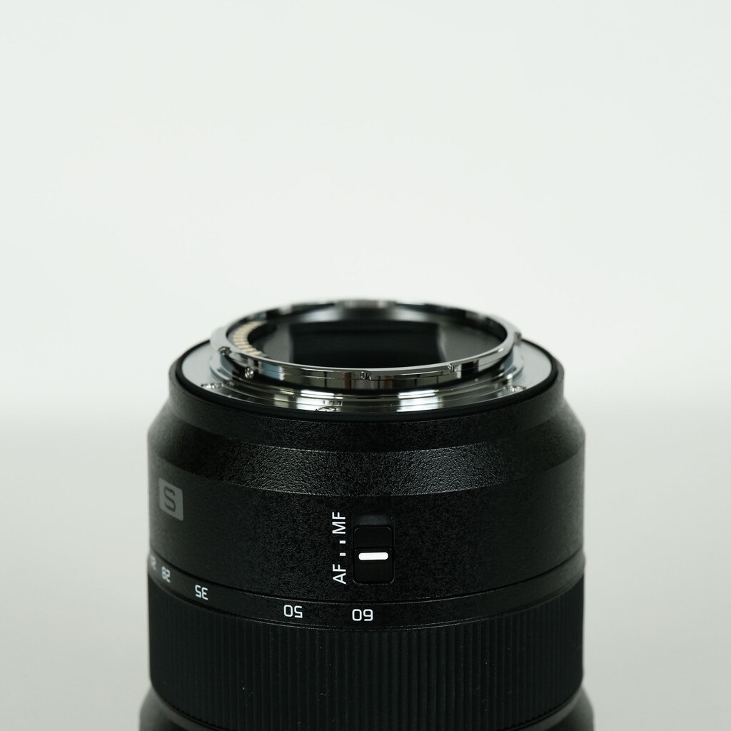 Panasonic LUMIX S 20-60mm F3.5-5.6