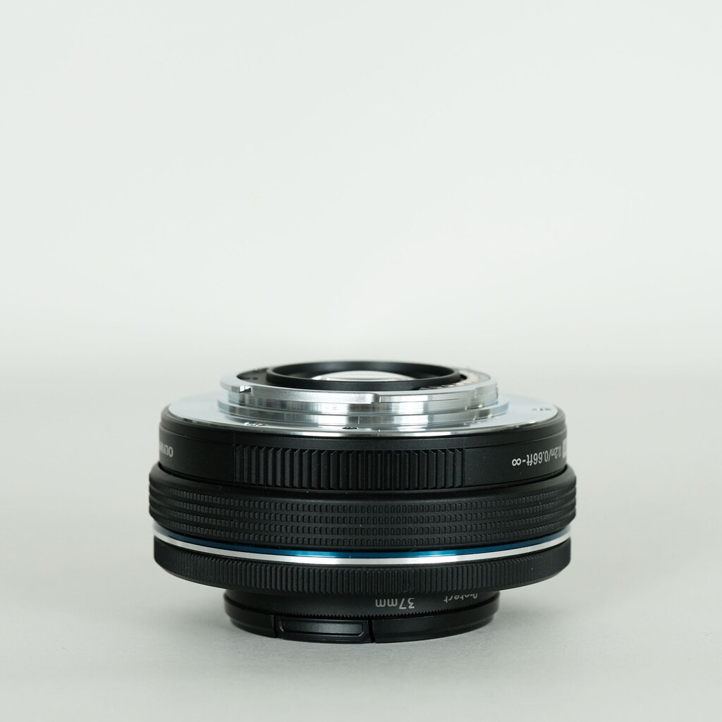 OLYMPUS M.ZUIKO DIGITAL ED 14-42mm F3.5-5.6 EZ ブラック OLYMPUS M.ZUIKO DIGITAL ED 14-42mm F3.5-5.6 EZ ブラック