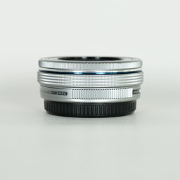 OLYMPUS M.ZUIKO DIGITAL ED 14-42mm F3.5-5.6 EZ シルバー