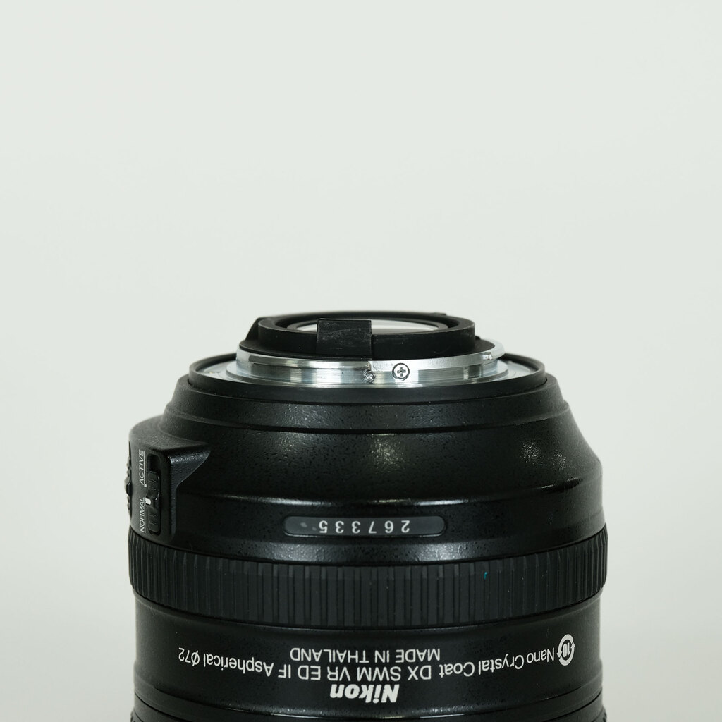 Nikon AF-S DX NIKKOR 16-80mm f/2.8-4E ED VR Nikon AF-S DX NIKKOR 16-80mm f/2.8-4E ED VR