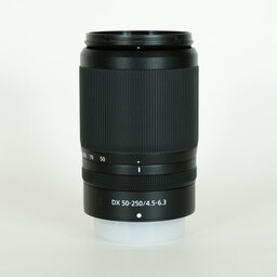Nikon NIKKOR Z DX 50-250mm f/4.5-6.3 VR Nikon NIKKOR Z DX 50-250mm f/4.5-6.3 VR