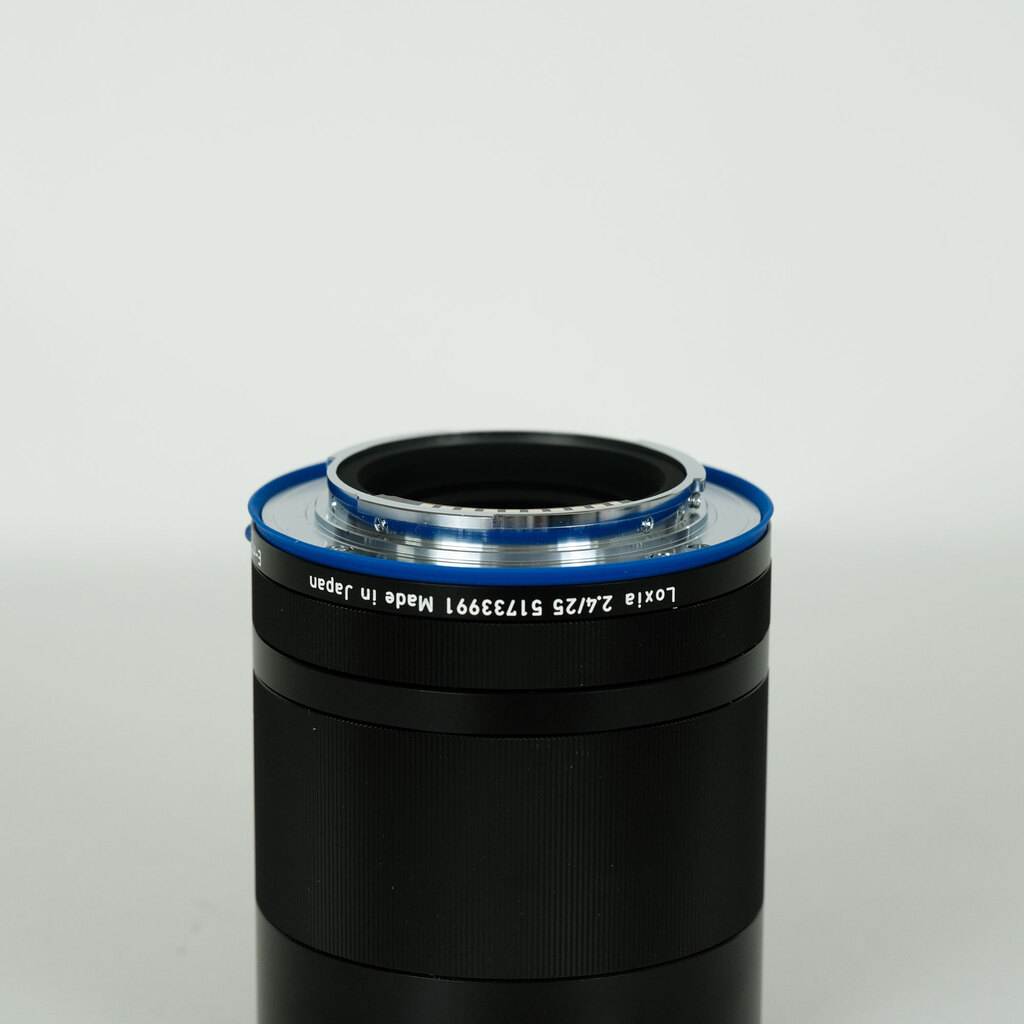 Carl Zeiss Loxia 25mm F2.4(ソニーE用) Carl Zeiss Loxia 25mm F2.4(ソニーE用)