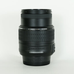 Nikon AF-S DX NIKKOR 18-55mm f3.5-5.6G VR II Nikon AF-S DX NIKKOR 18-55mm f3.5-5.6G VR II