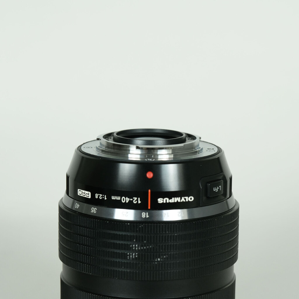 OLYMPUS M.ZUIKO DIGITAL ED 12-40mm F2.8 PRO