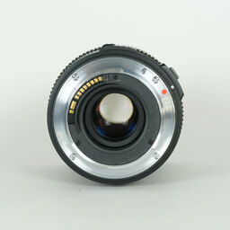 SIGMA 8-16mm F4.5-5.6DC HSM (キヤノンEF用)