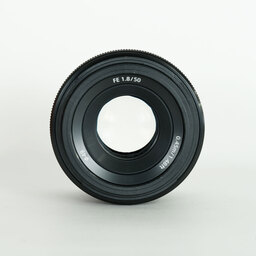 SONY FE 50mm F1.8 SEL50F18F SONY FE 50mm F1.8 SEL50F18F
