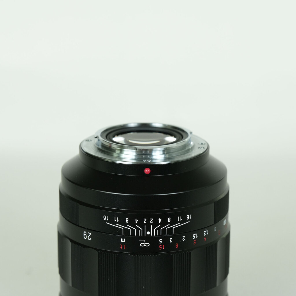 Voigtlander SUPER NOKTON 29mm F0.8 Aspherical(マイクロフォーサーズ用) Voigtlander SUPER NOKTON 29mm F0.8 Aspherical(マイクロフォーサーズ用)
