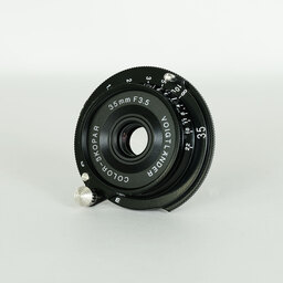 コシナ フォクトレンダー COLOR-SKOPAR 35mm F3.5 Aspherical VM ブラックペイント コシナ フォクトレンダー COLOR-SKOPAR 35mm F3.5 Aspherical VM ブラックペイント