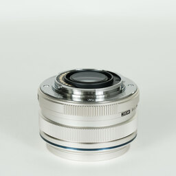 OLYMPUS M.ZUIKO DIGITAL 17mm F1.8