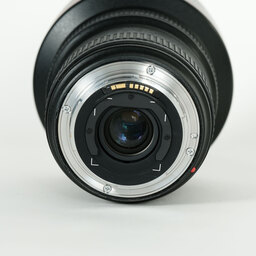 Canon EF11-24mm F4L USM Canon EF11-24mm F4L USM
