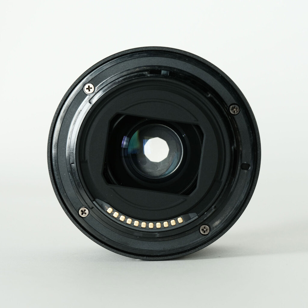 Nikon NIKKOR Z 40mm f/2 Nikon NIKKOR Z 40mm f/2