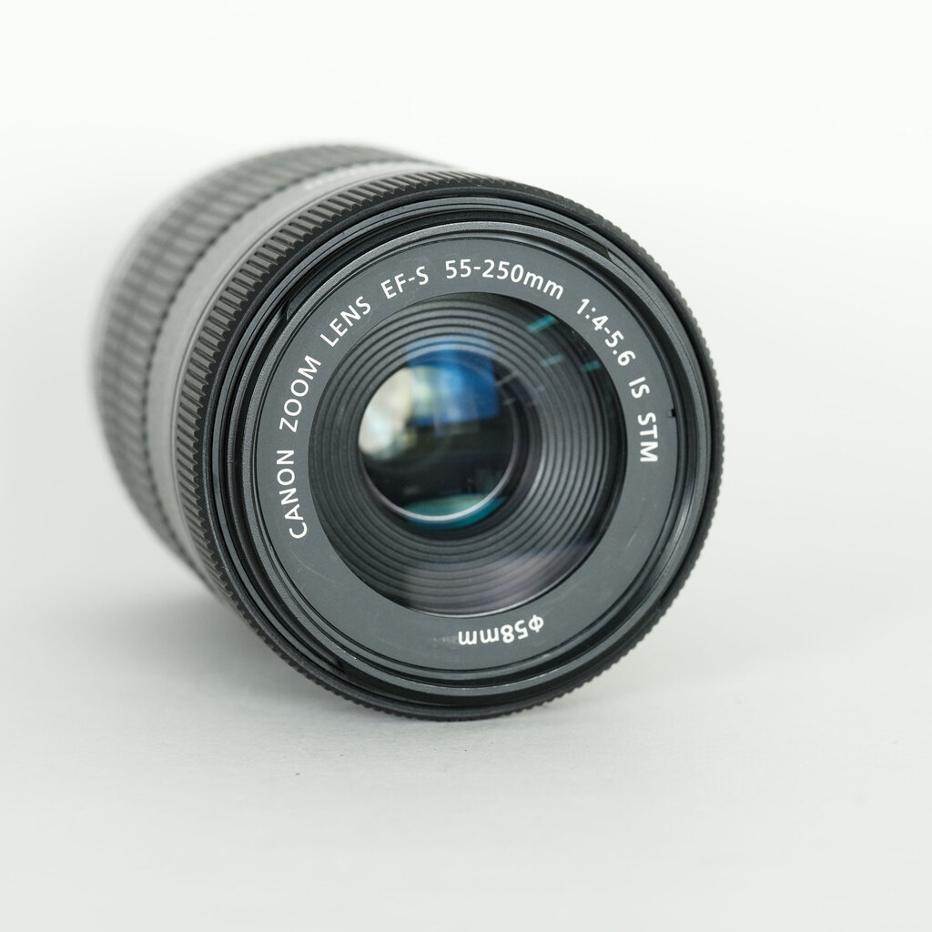 Canon EF-S55-250mm F4-5.6 IS STM