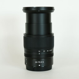 Nikon NIKKOR Z 24-70mm f/4 S Nikon NIKKOR Z 24-70mm f/4 S