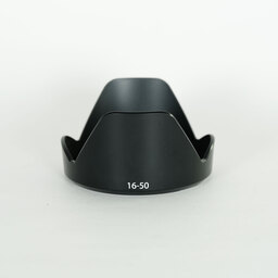 FUJIFILM フジノン XC16-50mm F3.5-5.6 OIS ブラック FUJIFILM フジノン XC16-50mm F3.5-5.6 OIS ブラック