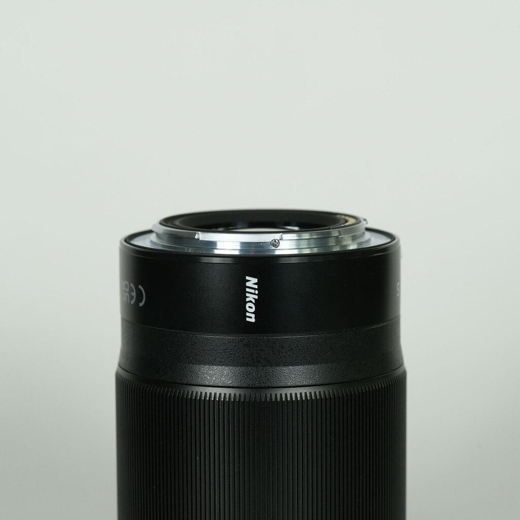 Nikon NIKKOR Z 85mm f/1.8 S Nikon NIKKOR Z 85mm f/1.8 S