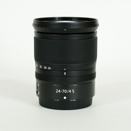 Nikon NIKKOR Z 24-70mm f/4 S Nikon NIKKOR Z 24-70mm f/4 S