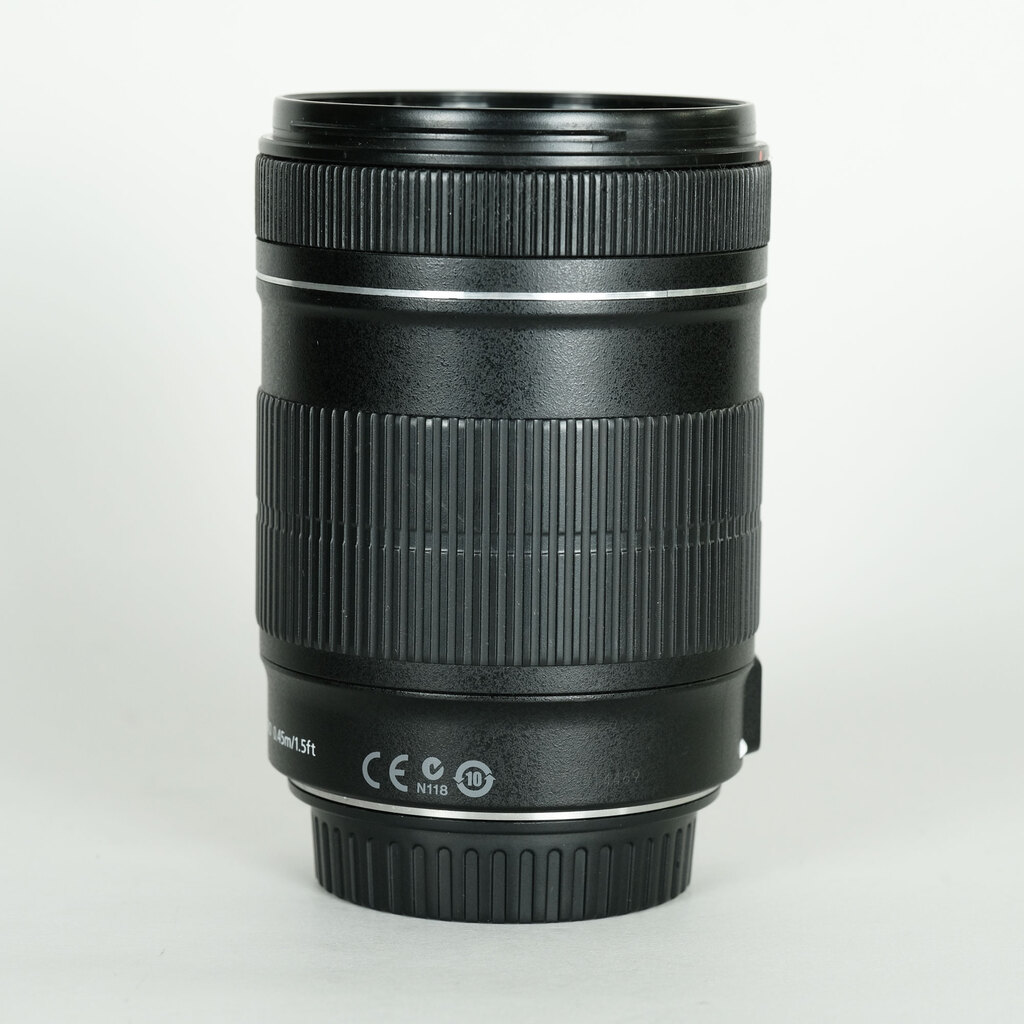 Canon EF-S18-135mm F3.5-5.6 IS Canon EF-S18-135mm F3.5-5.6 IS