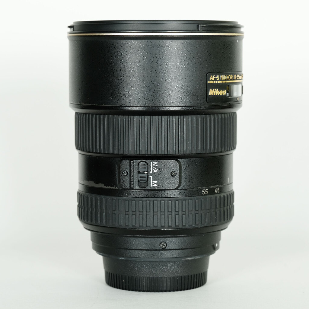 Nikon AF-S DX Zoom-Nikkor 17-55mm f/2.8G IF-ED