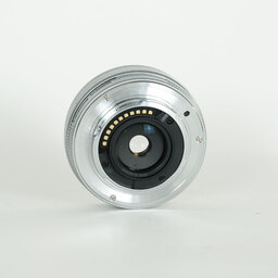 OLYMPUS M.ZUIKO DIGITAL ED 14-42mm F3.5-5.6 EZ シルバー OLYMPUS M.ZUIKO DIGITAL ED 14-42mm F3.5-5.6 EZ シルバー