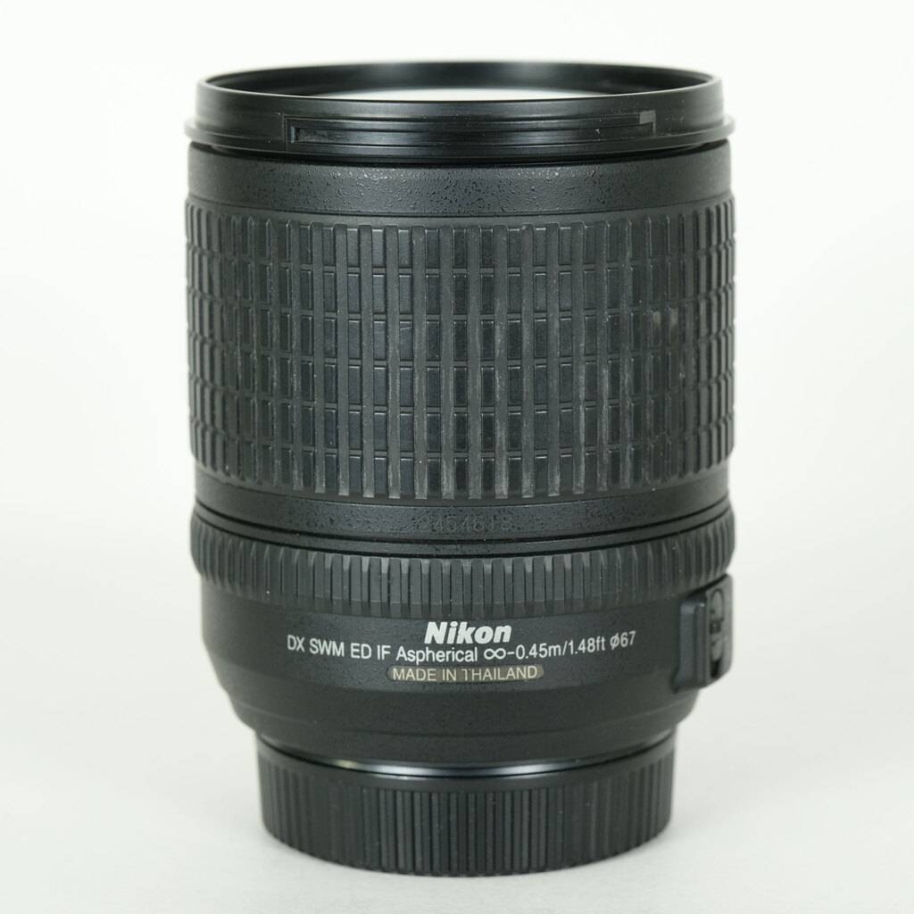 Nikon AF-S DX ED 18-135mm F3.5-5.6 G(IF) Nikon AF-S DX ED 18-135mm F3.5-5.6 G(IF)