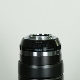 OLYMPUS M.ZUIKO DIGITAL ED 40-150mm F2.8 PRO OLYMPUS M.ZUIKO DIGITAL ED 40-150mm F2.8 PRO