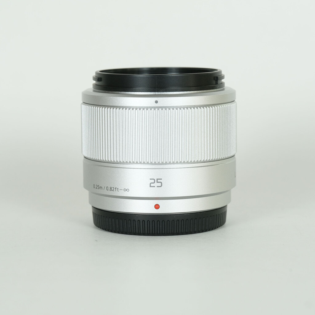 Panasonic LUMIX G 25mm F1.7 ASPH. Panasonic LUMIX G 25mm F1.7 ASPH.