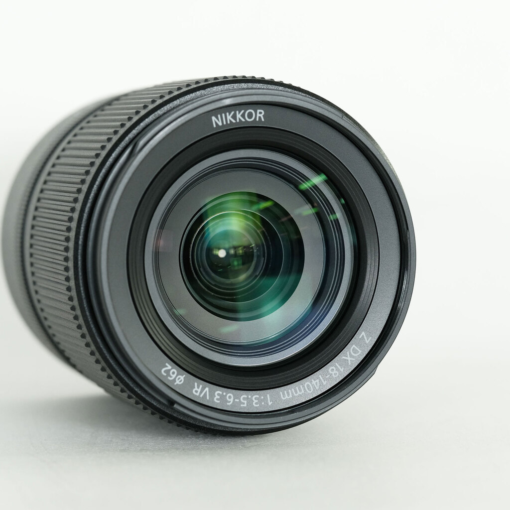 Nikon NIKKOR Z DX 18-140mm f/3.5-6.3 VR Nikon NIKKOR Z DX 18-140mm f/3.5-6.3 VR