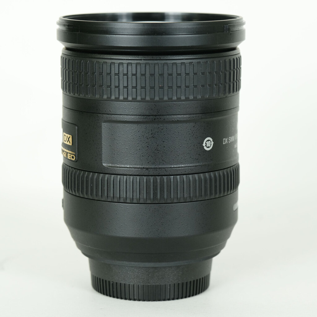 Nikon AF-S DX NIKKOR 18-200mm F3.5-5.6G ED VR II Nikon AF-S DX NIKKOR 18-200mm F3.5-5.6G ED VR II