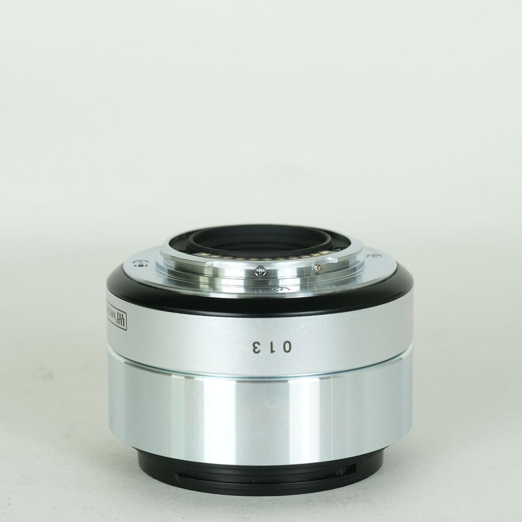 SIGMA A 30mm F2.8 DN (マイクロフォーサーズ用)シルバー SIGMA A 30mm F2.8 DN (マイクロフォーサーズ用)シルバー