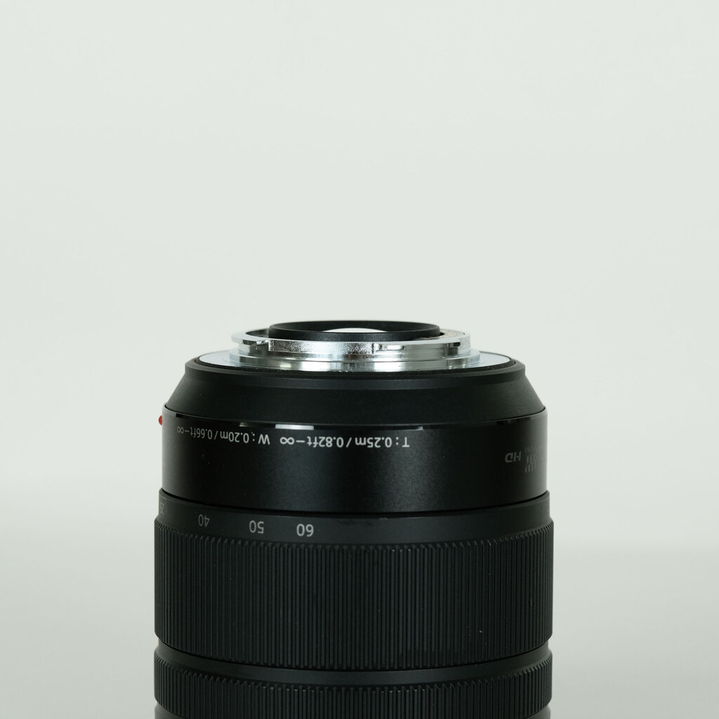 Panasonic LUMIX G VARIO 12-60mm / F3.5-5.6 ASPH. / POWER O.I.S. Panasonic LUMIX G VARIO 12-60mm / F3.5-5.6 ASPH. / POWER O.I.S.