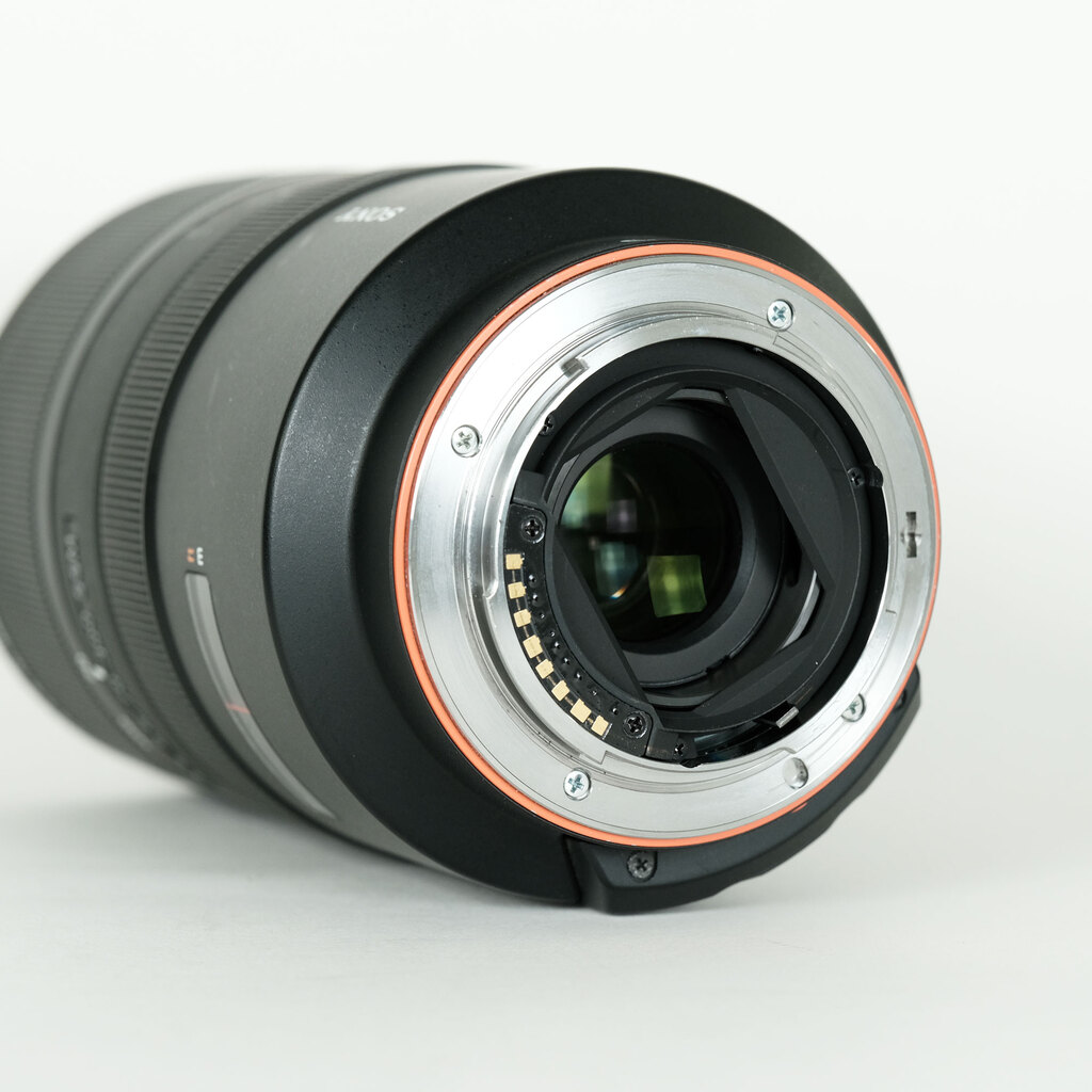 SONY 70-300mm F4.5-5.6 G SSM SAL70300Gの出品 | ONE SCENE