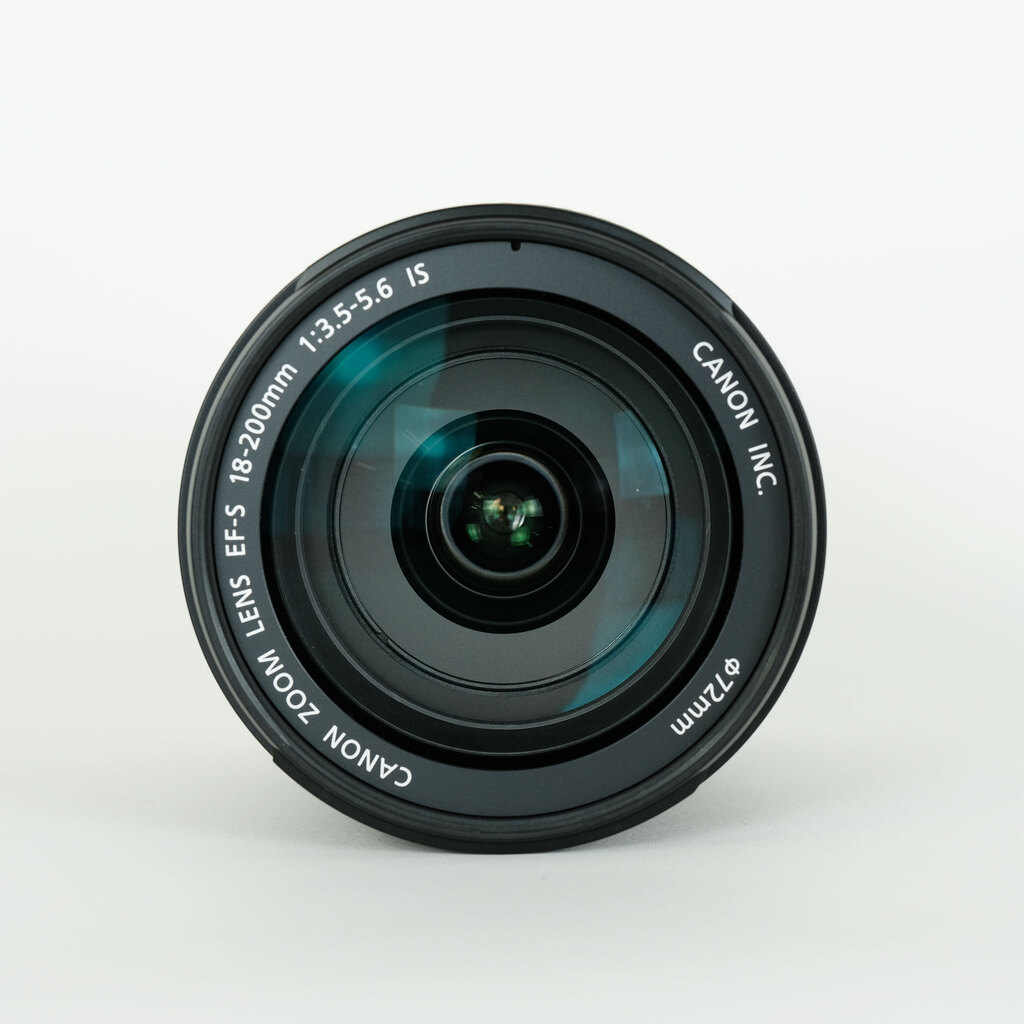 Canon EF-S18-200mm F3.5-5.6 IS Canon EF-S18-200mm F3.5-5.6 IS