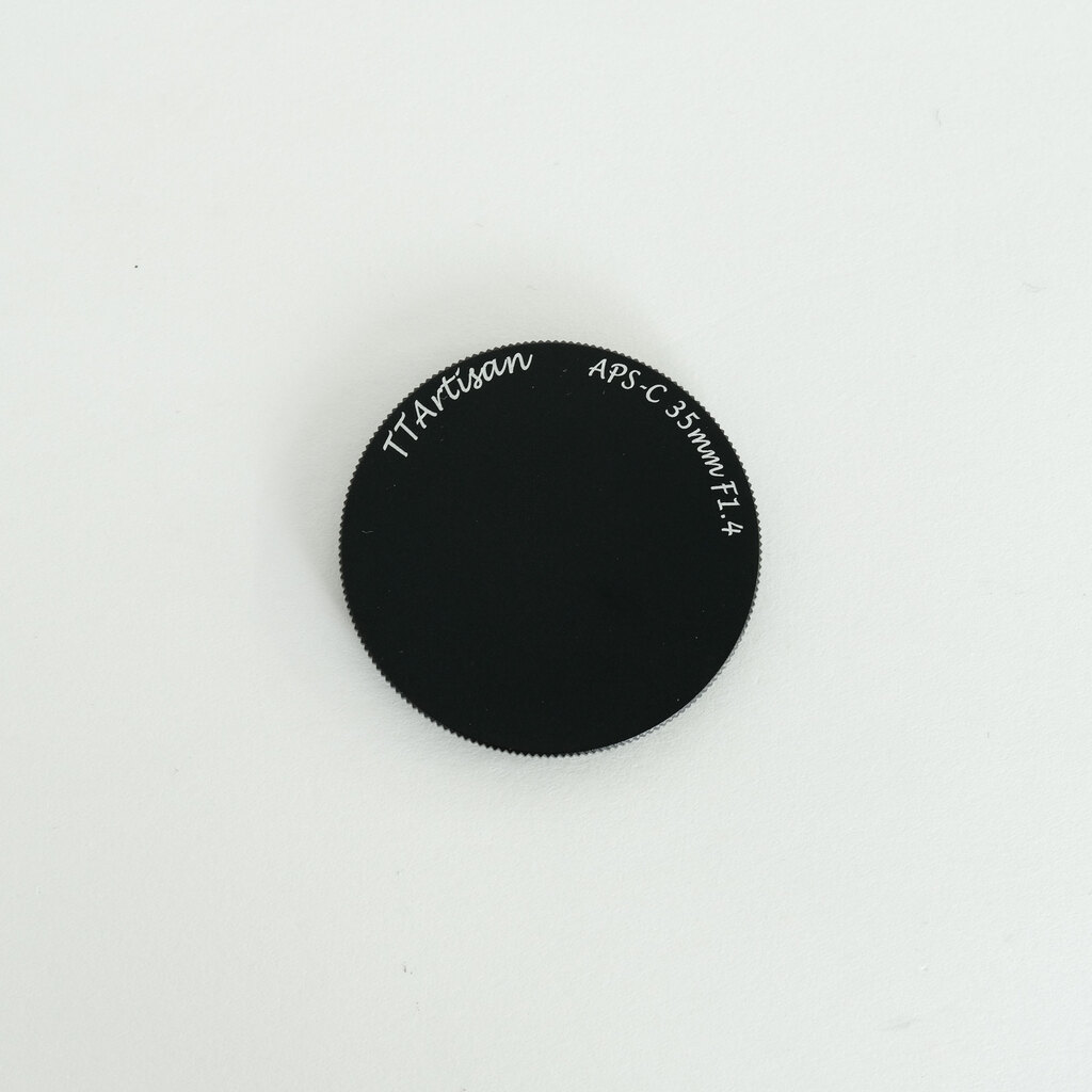 TTArtisan 35mm f/1.4 C [フジフイルムX用]