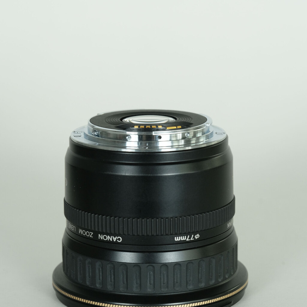 Canon EF20-35mm F3.5-4.5 USM